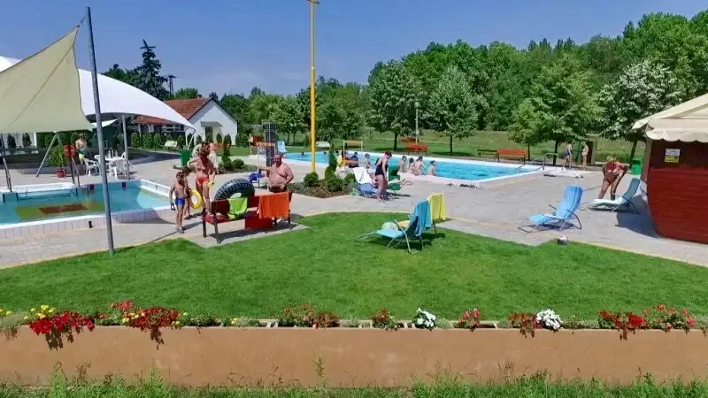 Jula Cazare | Pensiune turistică (K0041-53) Imaginea poate fi supusă drepturilor de autor. Se recomandă contactarea titularului drepturilor.