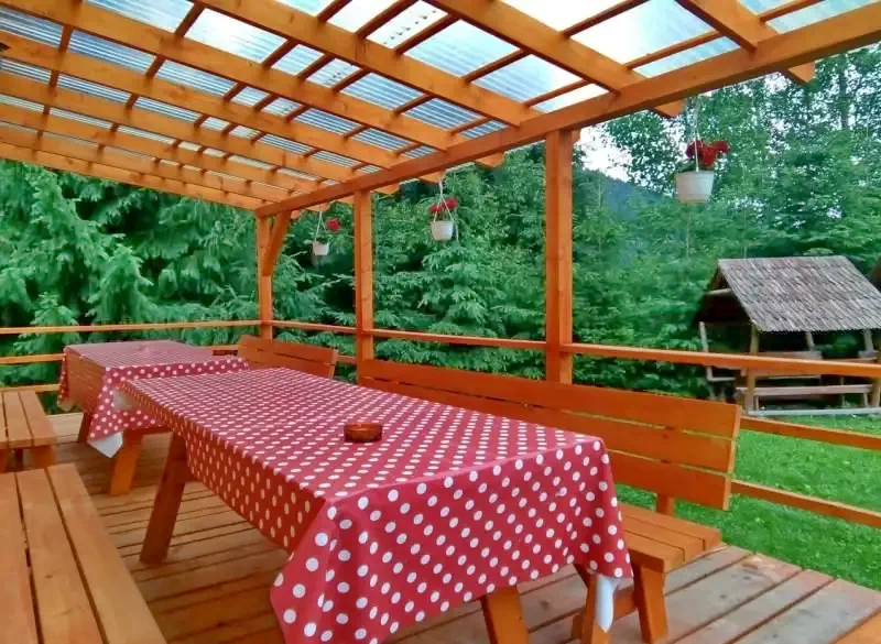 Szállás Gheorgheni - Casa Kristóf** | Gyergyószentmiklós - Kristóf Kulcsosház**. A kép szerzői jogvédelem alatt állhat. Javasolt a kapcsolatfelvétel a jog tulajdonossal.