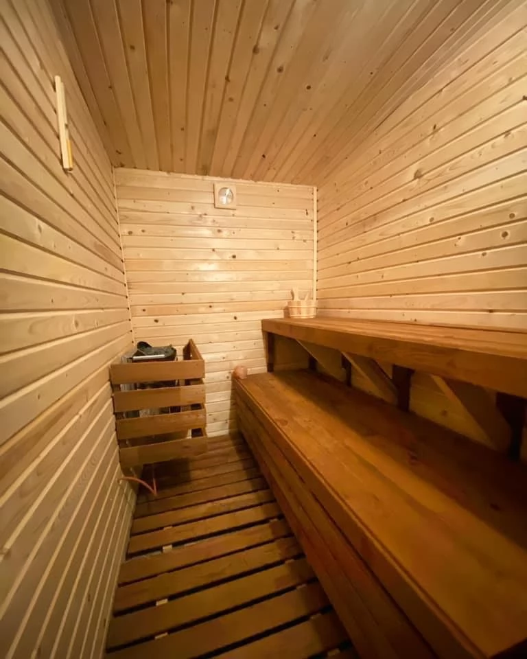 Marosszentkirály Szállás | Kulcsosház (K1124-18) A kép szerzői jogvédelem alatt állhat. Javasolt a kapcsolatfelvétel a jog tulajdonossal. Marosszentkirály Szállás | Kulcsosház (K1124-18) A kép szerzői jogvédelem alatt állhat. Javasolt a kapcsolatfelvétel a jog tulajdonossal.