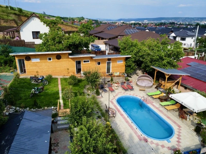 Sâncraiu de Mureș Cazare | Cabană (K1124-37) Imaginea poate fi supusă drepturilor de autor. Se recomandă contactarea titularului drepturilor.