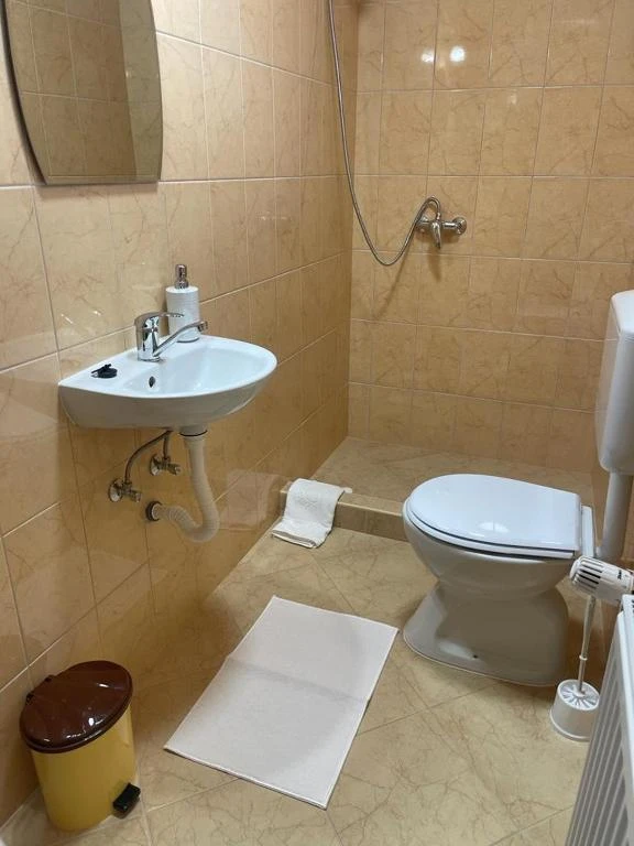 Farkaslaka Szállás | Hotel**** (K1576-38) A kép szerzői jogvédelem alatt állhat. Javasolt a kapcsolatfelvétel a jog tulajdonossal.