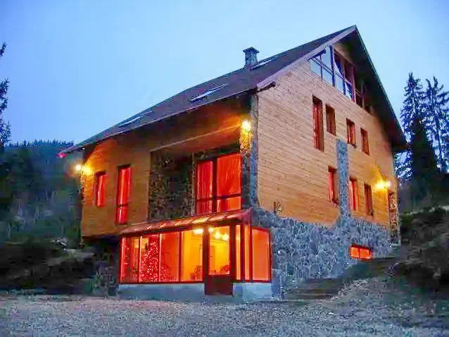 Gheorgheni Cazare | Cabană (K0156-23) Imaginea poate fi supusă drepturilor de autor. Se recomandă contactarea titularului drepturilor. Gheorgheni Cazare | Cabană (K0156-23) Imaginea poate fi supusă drepturilor de autor. Se recomandă contactarea titularului drepturilor.