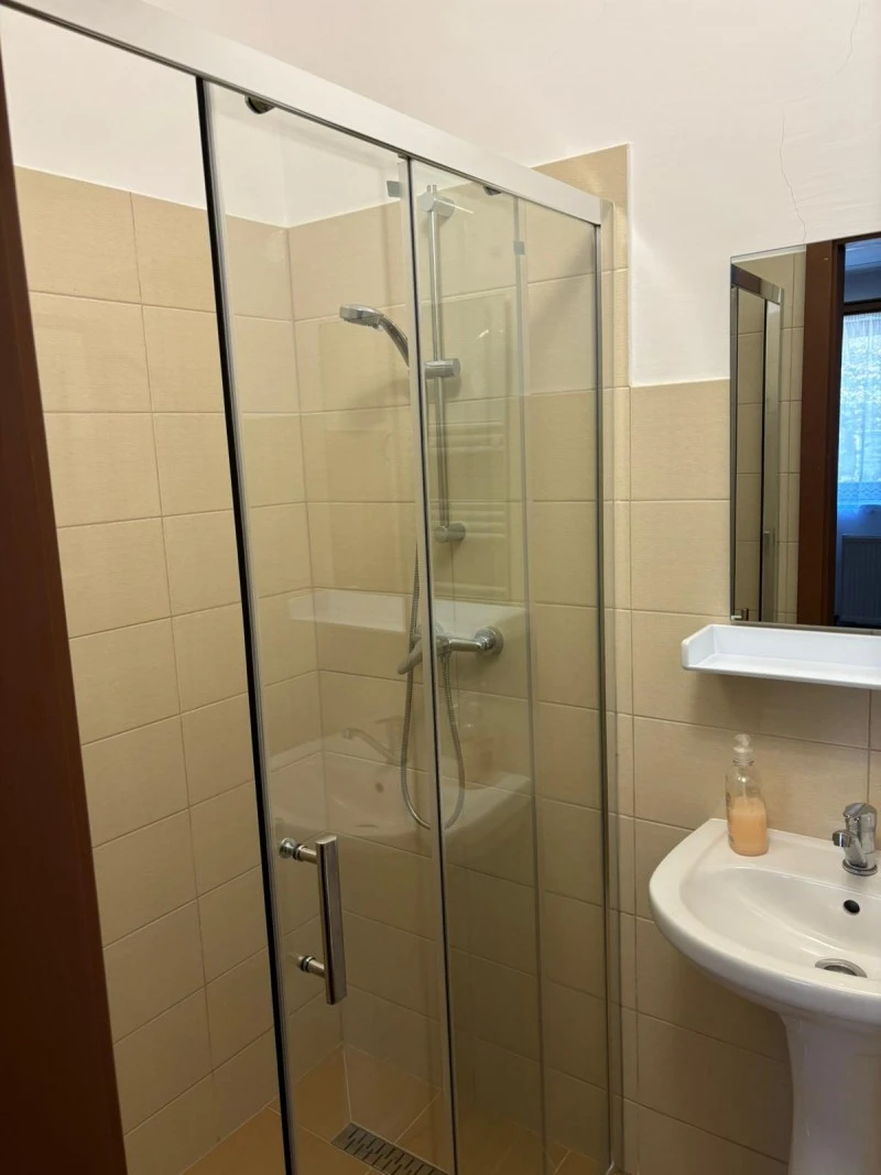 Sânmartin Cazare | Hotel**** (K1509-10) Imaginea poate fi supusă drepturilor de autor. Se recomandă contactarea titularului drepturilor.