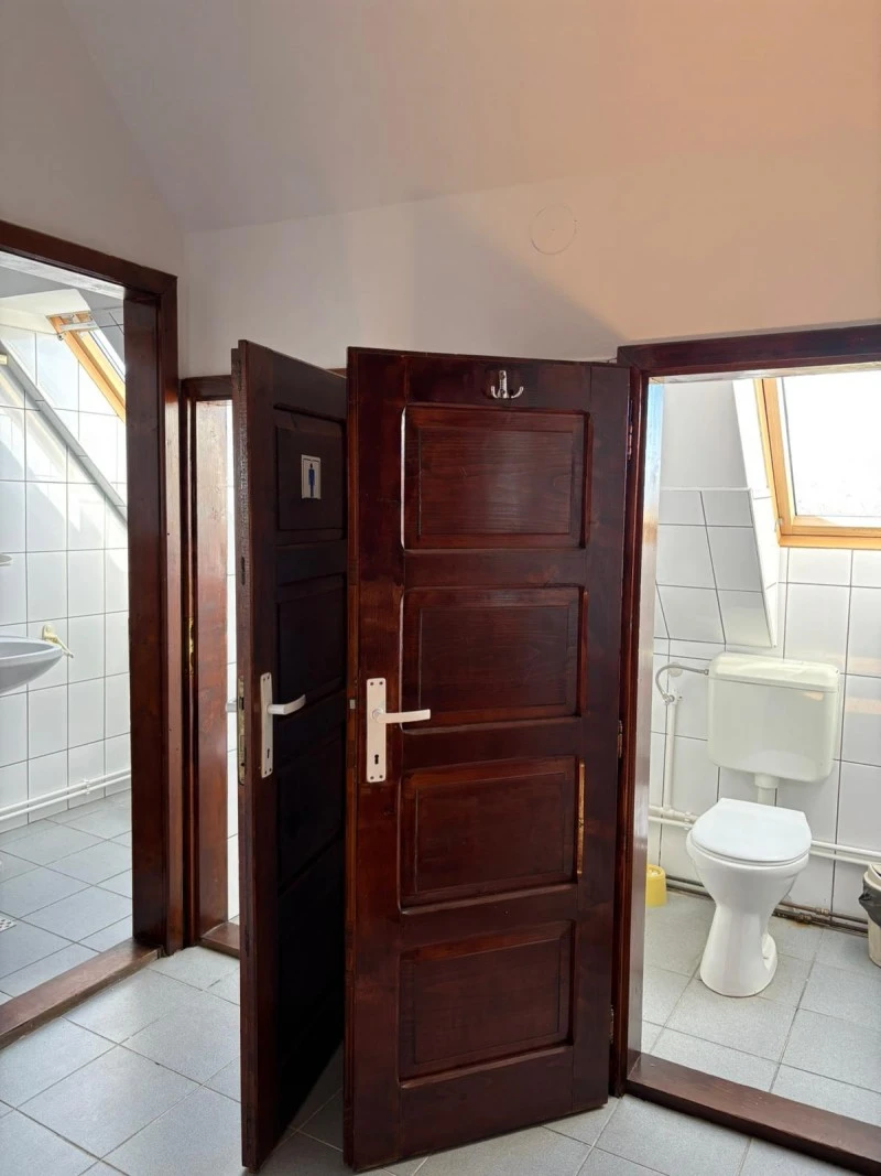 Sânmartin Cazare | Hotel**** (K1509-16) Imaginea poate fi supusă drepturilor de autor. Se recomandă contactarea titularului drepturilor.