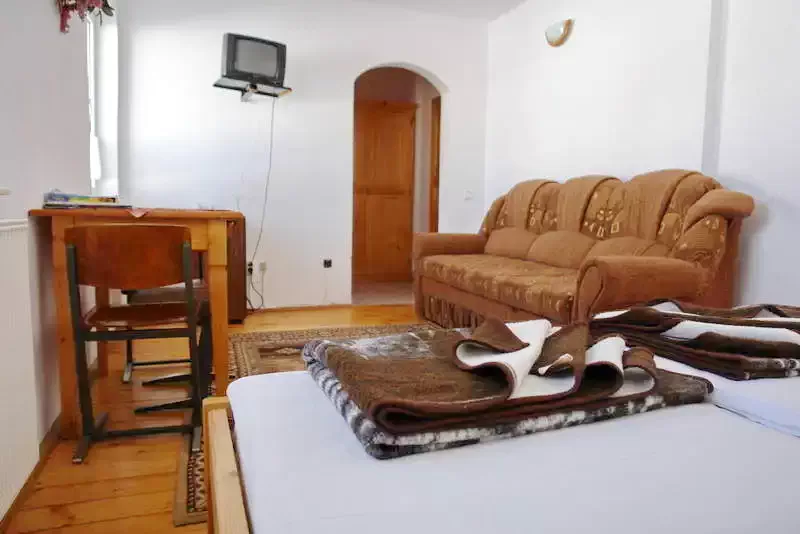 Balea Lac Cazare | Pensiune (K0064-10) Imaginea poate fi supusă drepturilor de autor. Se recomandă contactarea titularului drepturilor. Balea Lac Cazare | Pensiune (K0064-10) Imaginea poate fi supusă drepturilor de autor. Se recomandă contactarea titularului drepturilor.