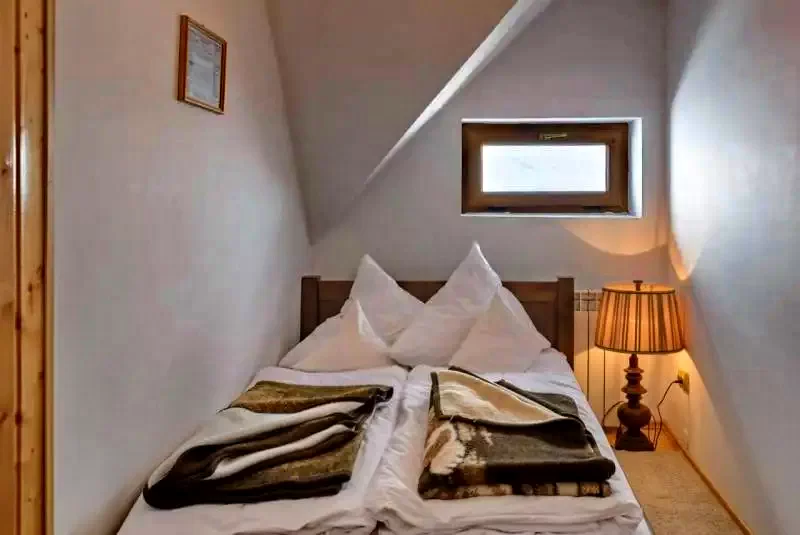 Balea Lac Cazare | Motel (K0064-20) Imaginea poate fi supusă drepturilor de autor. Se recomandă contactarea titularului drepturilor.