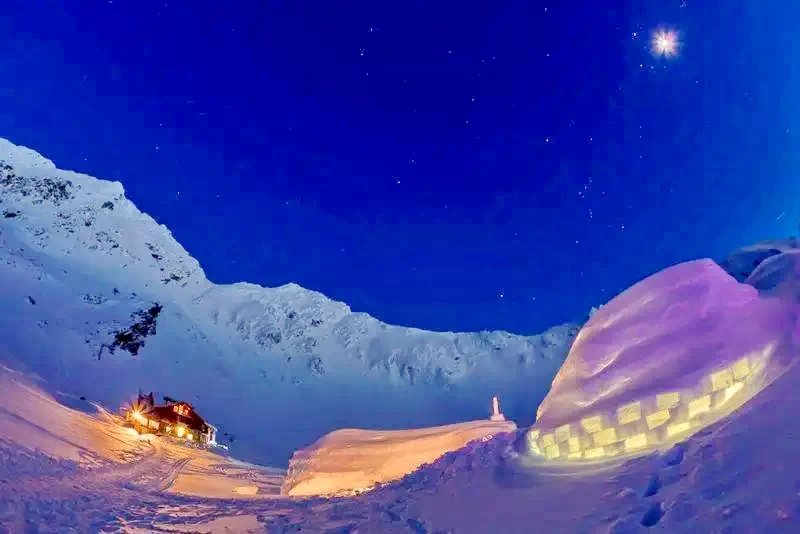 Jégtemplom és Jéghotel Jégtemplom és Jéghotel