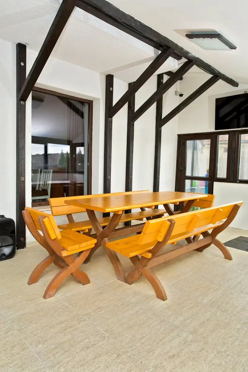 Nagyvárad Szállás | Üdülőfalu (K1403-9) A kép szerzői jogvédelem alatt állhat. Javasolt a kapcsolatfelvétel a jog tulajdonossal.