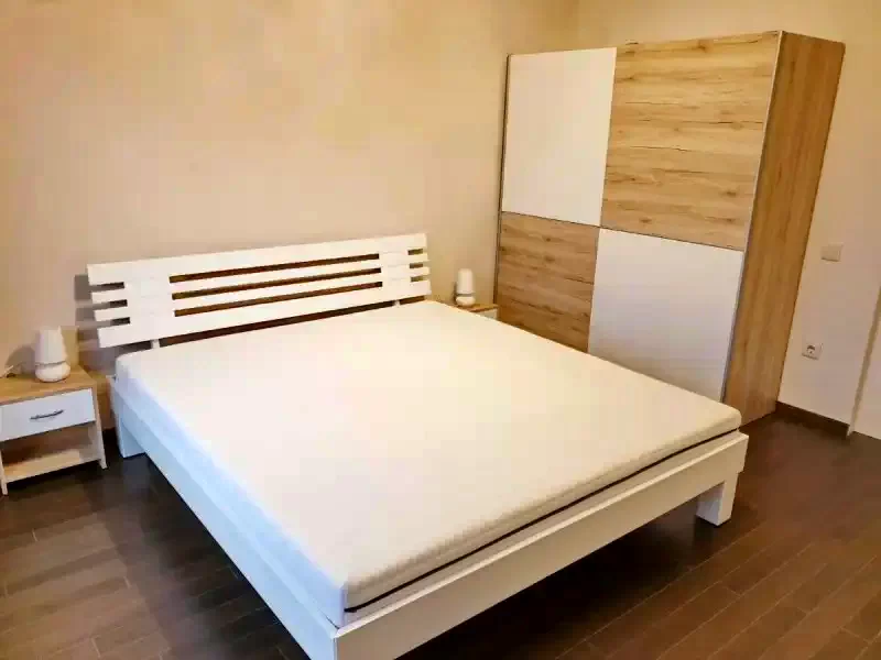 Oradea Cazare | Sat de vacanță (K1403-23) Imaginea poate fi supusă drepturilor de autor. Se recomandă contactarea titularului drepturilor.