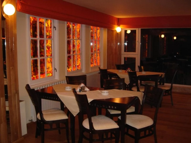 Predeál Szállás | Hotel*** (K1440-25) A kép szerzői jogvédelem alatt állhat. Javasolt a kapcsolatfelvétel a jog tulajdonossal. Predeál Szállás | Hotel*** (K1440-25) A kép szerzői jogvédelem alatt állhat. Javasolt a kapcsolatfelvétel a jog tulajdonossal.