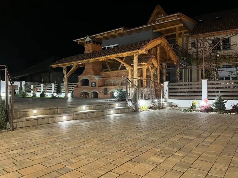 Sâmbăta de Sus Cazare | Motel (K1465-3) Imaginea poate fi supusă drepturilor de autor. Se recomandă contactarea titularului drepturilor.