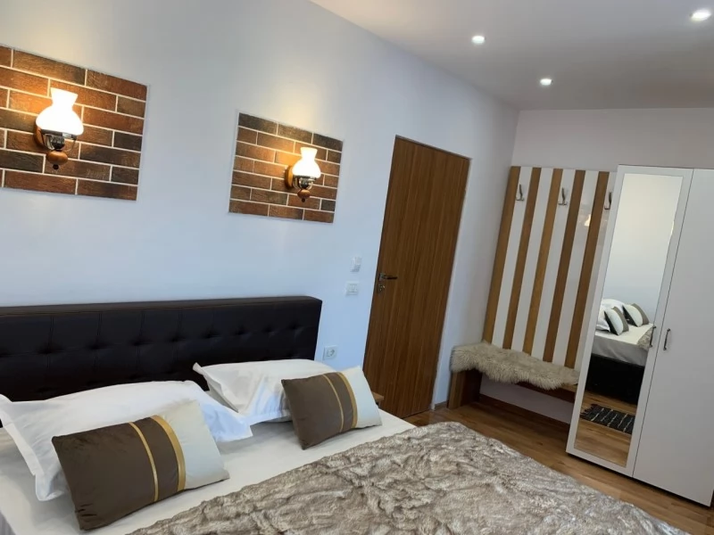 Sâmbăta de Sus Cazare | Motel (K1465-15) Imaginea poate fi supusă drepturilor de autor. Se recomandă contactarea titularului drepturilor.