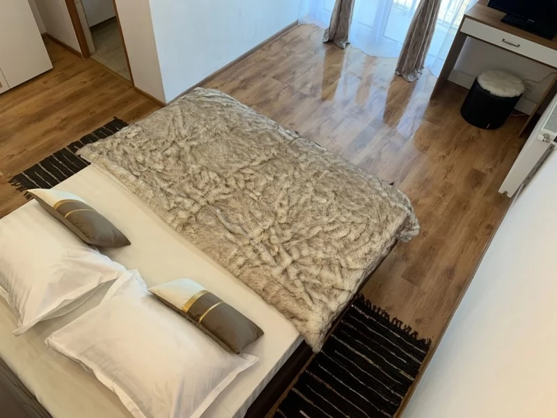 Sâmbăta de Sus Cazare | Motel (K1465-21) Imaginea poate fi supusă drepturilor de autor. Se recomandă contactarea titularului drepturilor.