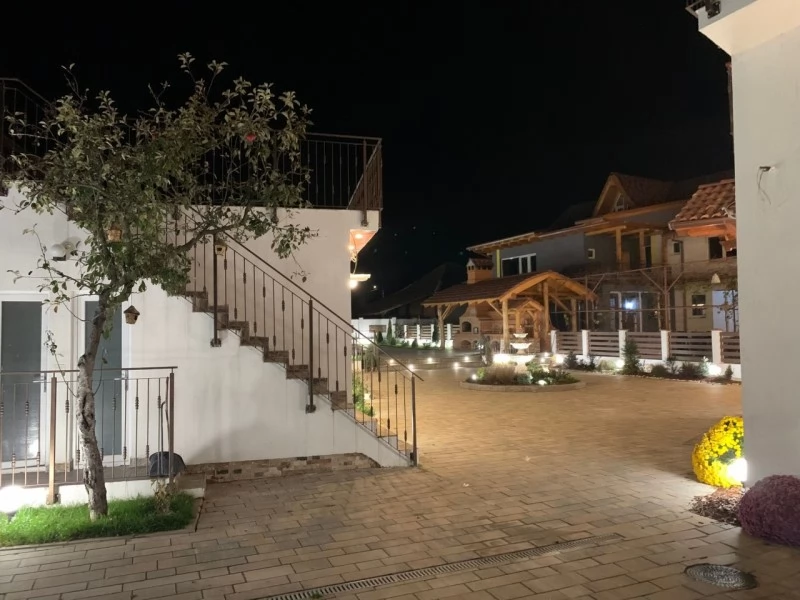 Felsőszombatfalva Szállás | Motel (K1465-30) A kép szerzői jogvédelem alatt állhat. Javasolt a kapcsolatfelvétel a jog tulajdonossal.