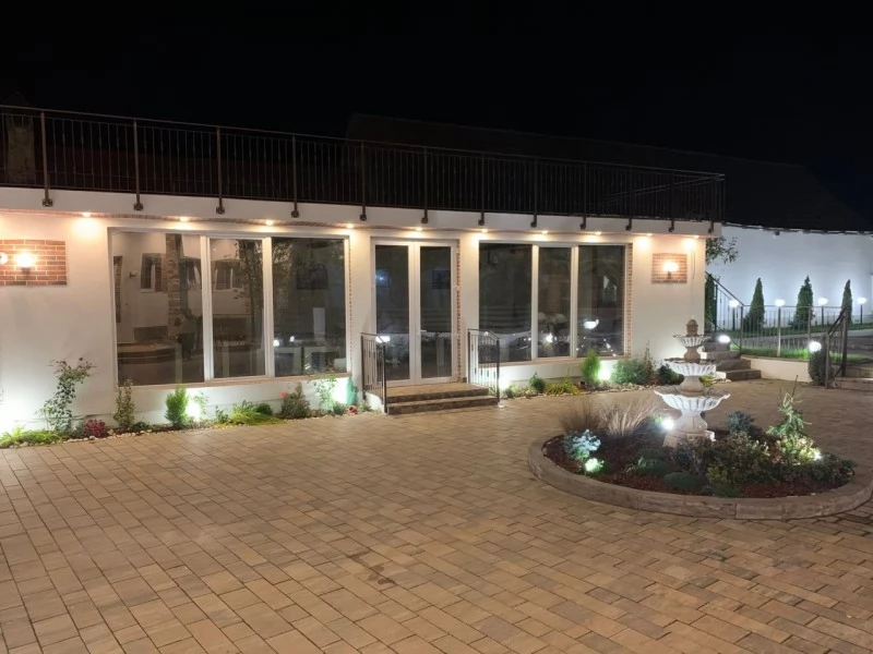 Sâmbăta de Sus Cazare | Motel (K1465-35) Imaginea poate fi supusă drepturilor de autor. Se recomandă contactarea titularului drepturilor.