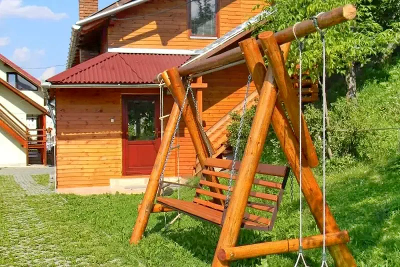 Toplița Cazare | Sat de vacanță (K0160-37) Imaginea poate fi supusă drepturilor de autor. Se recomandă contactarea titularului drepturilor.