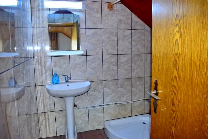 Valea Drăganului Cazare | Cabană (K0769-13) Imaginea poate fi supusă drepturilor de autor. Se recomandă contactarea titularului drepturilor.