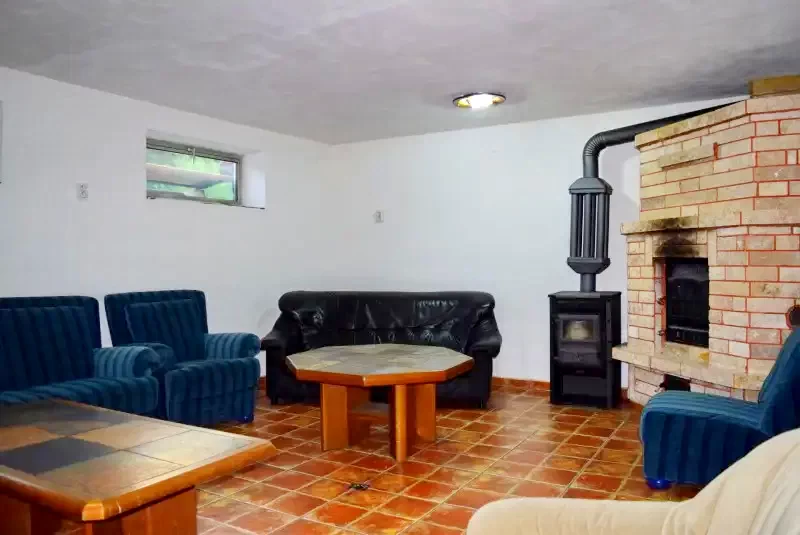 Nagysebes Szállás | Kulcsosház (K0769-15) A kép szerzői jogvédelem alatt állhat. Javasolt a kapcsolatfelvétel a jog tulajdonossal. Nagysebes Szállás | Kulcsosház (K0769-15) A kép szerzői jogvédelem alatt állhat. Javasolt a kapcsolatfelvétel a jog tulajdonossal.