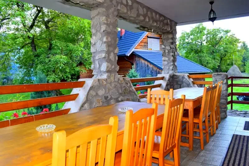 Valea Drăganului Cazare | Sat de vacanță (K0769-18) Imaginea poate fi supusă drepturilor de autor. Se recomandă contactarea titularului drepturilor.