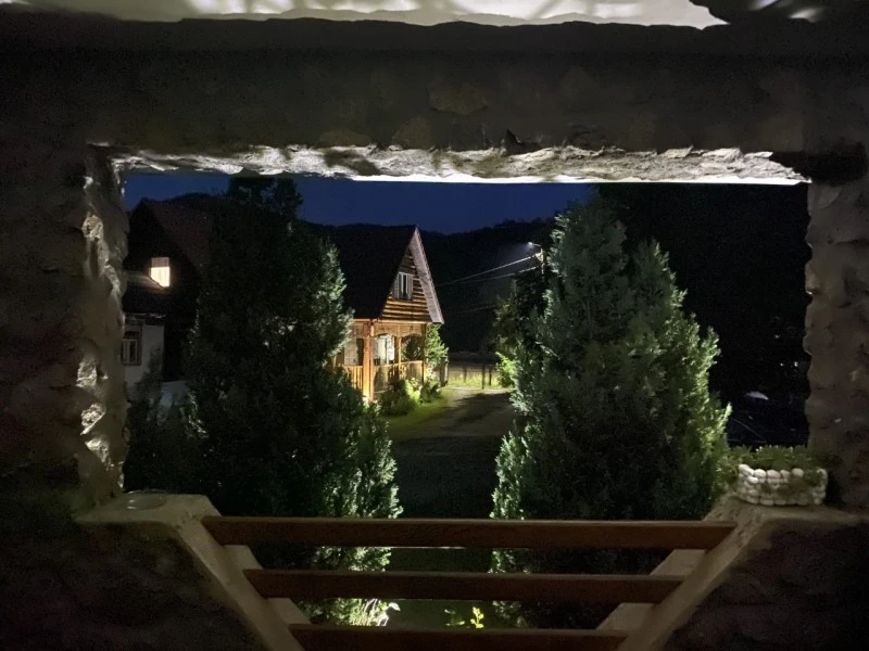 Valea Drăganului Cazare | Cabană (K0769-23) Imaginea poate fi supusă drepturilor de autor. Se recomandă contactarea titularului drepturilor.