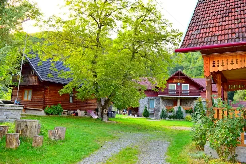 Valea Drăganului Cazare | Sat de vacanță (K0769-24) Imaginea poate fi supusă drepturilor de autor. Se recomandă contactarea titularului drepturilor.