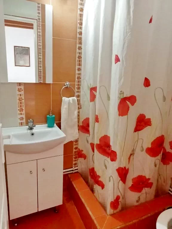 Torockó Szállás | Vendégház (K0345-29) A kép szerzői jogvédelem alatt állhat. Javasolt a kapcsolatfelvétel a jog tulajdonossal. Torockó Szállás | Vendégház (K0345-29) A kép szerzői jogvédelem alatt állhat. Javasolt a kapcsolatfelvétel a jog tulajdonossal.