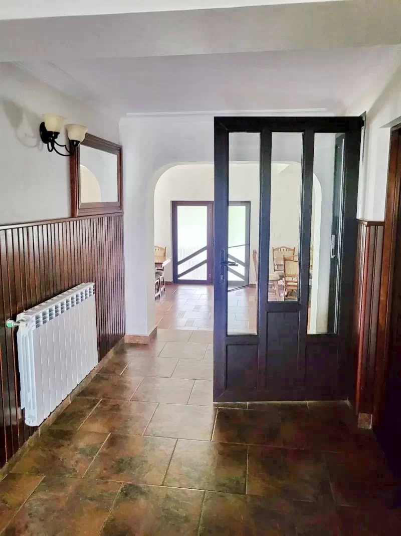 Gura Humorului Cazare | Cabană (K0432-11) Imaginea poate fi supusă drepturilor de autor. Se recomandă contactarea titularului drepturilor.