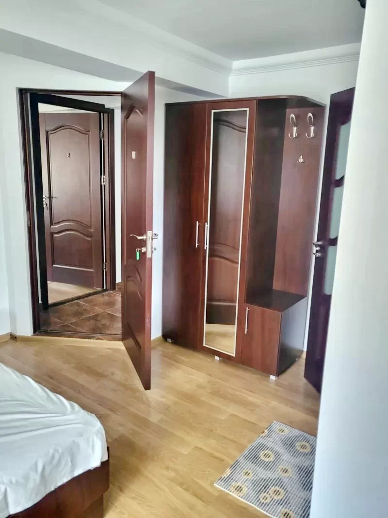 Gura Humorului Cazare | Cabană (K0432-19) Imaginea poate fi supusă drepturilor de autor. Se recomandă contactarea titularului drepturilor.