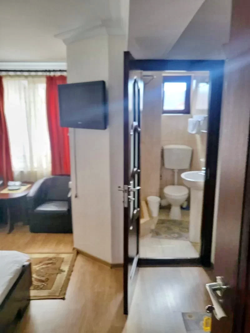 Gura Humorului Cazare | Sat de vacanță (K0432-20) Imaginea poate fi supusă drepturilor de autor. Se recomandă contactarea titularului drepturilor.