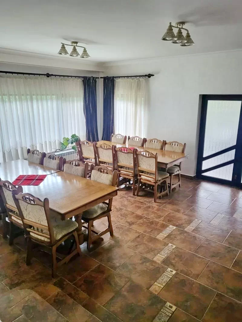 Gura Humorului Cazare | Sat de vacanță (K0432-33) Imaginea poate fi supusă drepturilor de autor. Se recomandă contactarea titularului drepturilor.