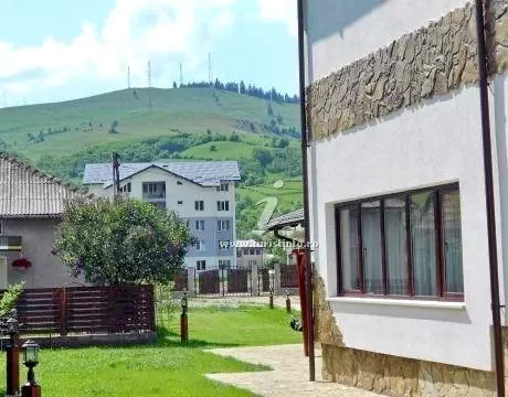 Gura Humorului Cazare | Sat de vacanță (K0432-39) Imaginea poate fi supusă drepturilor de autor. Se recomandă contactarea titularului drepturilor.