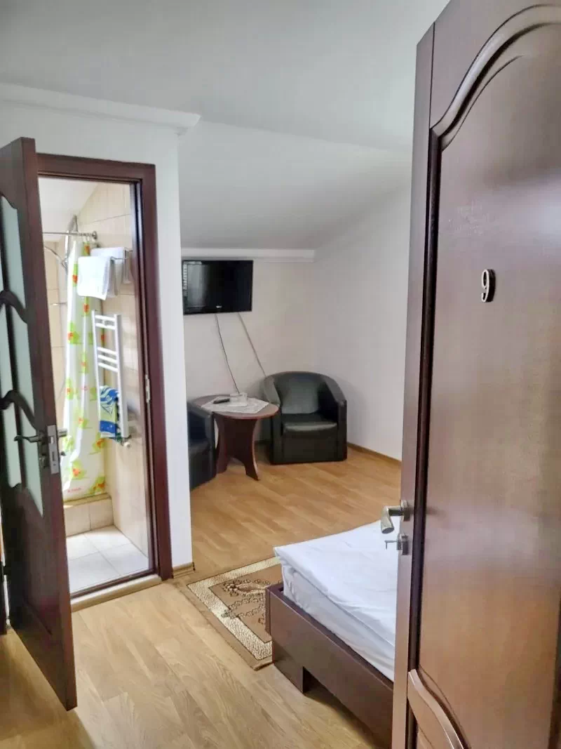 Gura Humorului Cazare | Cabană (K0432-43) Imaginea poate fi supusă drepturilor de autor. Se recomandă contactarea titularului drepturilor.