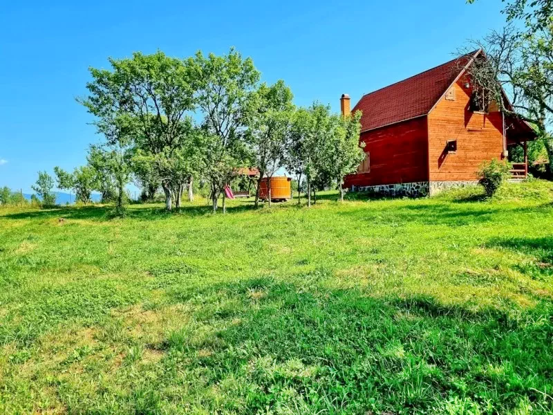 Vărșag Cazare | Motel (K0557-30) Imaginea poate fi supusă drepturilor de autor. Se recomandă contactarea titularului drepturilor.