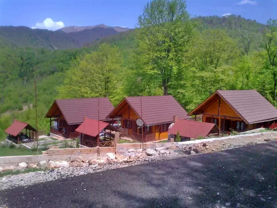 Valea Boga Cazare | Cabană (K0618-20) Imaginea poate fi supusă drepturilor de autor. Se recomandă contactarea titularului drepturilor. Valea Boga Cazare | Cabană (K0618-20) Imaginea poate fi supusă drepturilor de autor. Se recomandă contactarea titularului drepturilor.