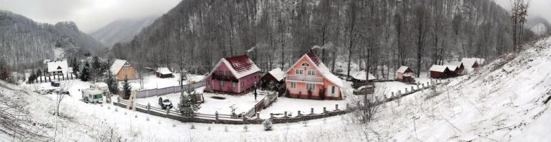 Valea Boga Cazare | Cabană (K0618-31) Imaginea poate fi supusă drepturilor de autor. Se recomandă contactarea titularului drepturilor. Valea Boga Cazare | Cabană (K0618-31) Imaginea poate fi supusă drepturilor de autor. Se recomandă contactarea titularului drepturilor.