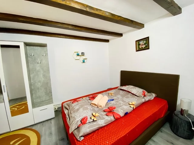 Valea Boga Cazare | Cabană (K1455-26) Imaginea poate fi supusă drepturilor de autor. Se recomandă contactarea titularului drepturilor. Valea Boga Cazare | Cabană (K1455-26) Imaginea poate fi supusă drepturilor de autor. Se recomandă contactarea titularului drepturilor.