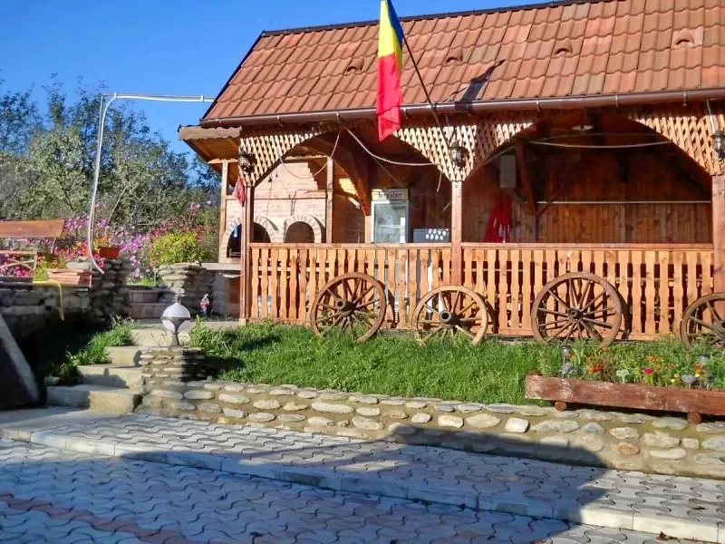 Szállás Sâmbăta de Sus - Pensiunea Roua Muntilor*** | Felsőszombatfalva - Roua Muntilor Panzió***. A kép szerzői jogvédelem alatt állhat. Javasolt a kapcsolatfelvétel a jog tulajdonossal.