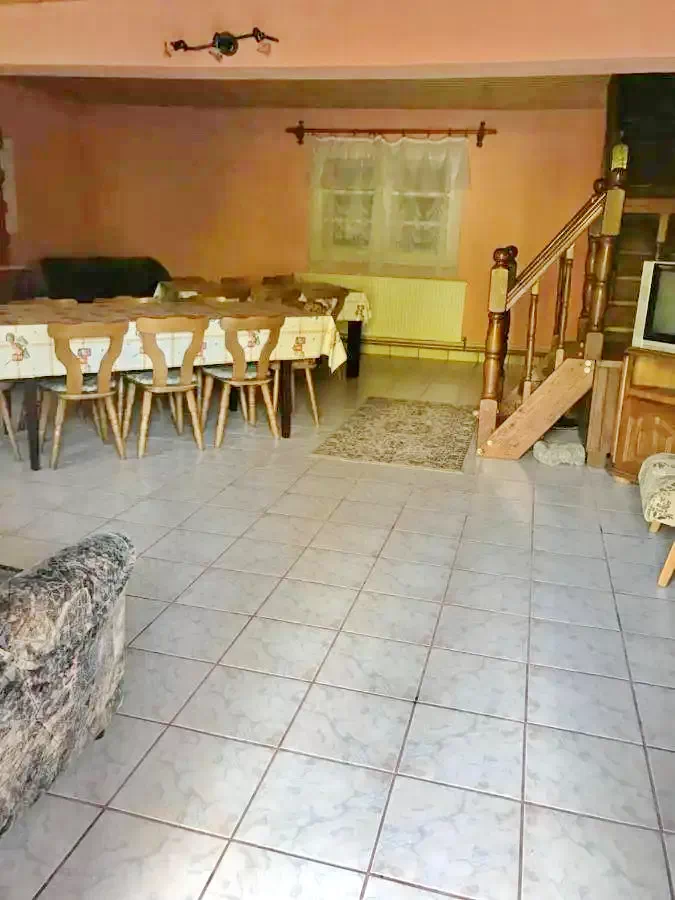 Valea Boga Cazare | Cabană (K1347-10) Imaginea poate fi supusă drepturilor de autor. Se recomandă contactarea titularului drepturilor. Valea Boga Cazare | Cabană (K1347-10) Imaginea poate fi supusă drepturilor de autor. Se recomandă contactarea titularului drepturilor.