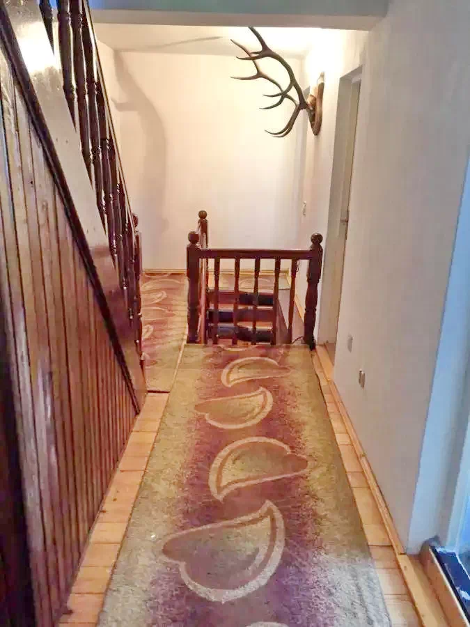 Valea Boga Cazare | Cabană (K1347-36) Imaginea poate fi supusă drepturilor de autor. Se recomandă contactarea titularului drepturilor. Valea Boga Cazare | Cabană (K1347-36) Imaginea poate fi supusă drepturilor de autor. Se recomandă contactarea titularului drepturilor.