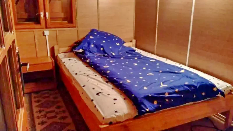 Valea Boga Cazare | Cabană (K1347-40) Imaginea poate fi supusă drepturilor de autor. Se recomandă contactarea titularului drepturilor. Valea Boga Cazare | Cabană (K1347-40) Imaginea poate fi supusă drepturilor de autor. Se recomandă contactarea titularului drepturilor.