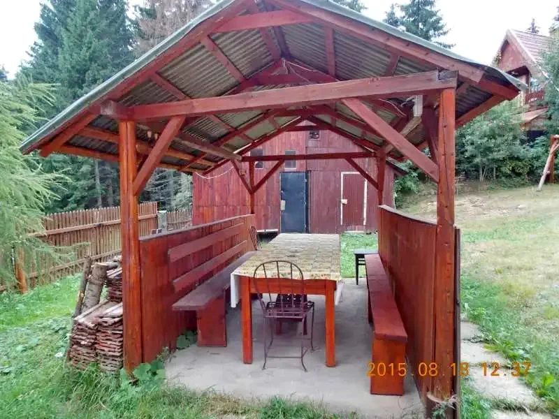 Hargitafürdő Szállás | Kulcsosház / Turisztikai faház (K0285-1) A kép szerzői jogvédelem alatt állhat. Javasolt a kapcsolatfelvétel a jog tulajdonossal.