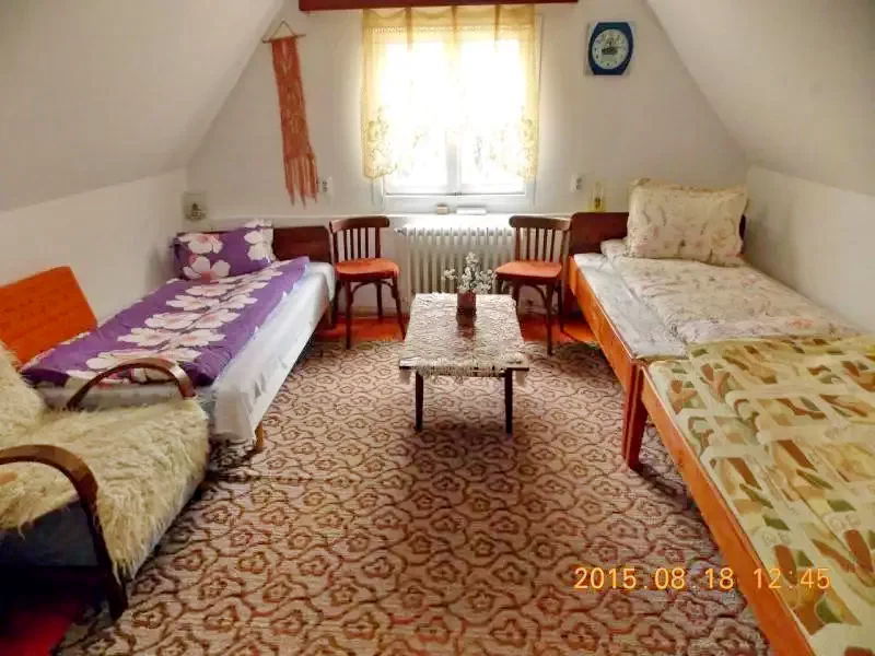 Harghita-Băi Cazare | Sat de vacanță (K0285-16) Imaginea poate fi supusă drepturilor de autor. Se recomandă contactarea titularului drepturilor.