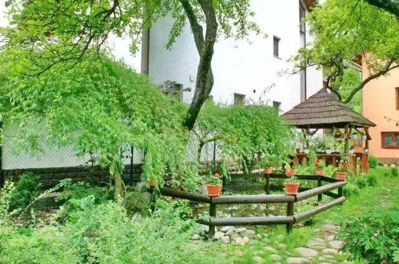 Borsa Szállás | Panzió (K0991-19) A kép szerzői jogvédelem alatt állhat. Javasolt a kapcsolatfelvétel a jog tulajdonossal.