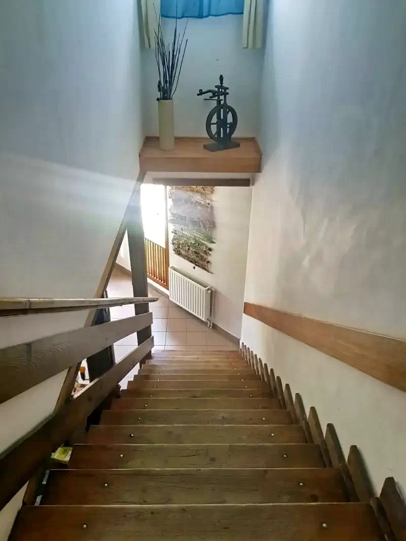 Zabola Szállás | Motel (K1378-15) A kép szerzői jogvédelem alatt állhat. Javasolt a kapcsolatfelvétel a jog tulajdonossal.