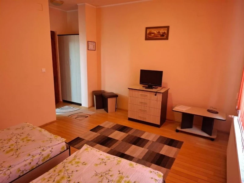 Sovata Cazare | Cabană (K1420-25) Imaginea poate fi supusă drepturilor de autor. Se recomandă contactarea titularului drepturilor. Sovata Cazare | Cabană (K1420-25) Imaginea poate fi supusă drepturilor de autor. Se recomandă contactarea titularului drepturilor.