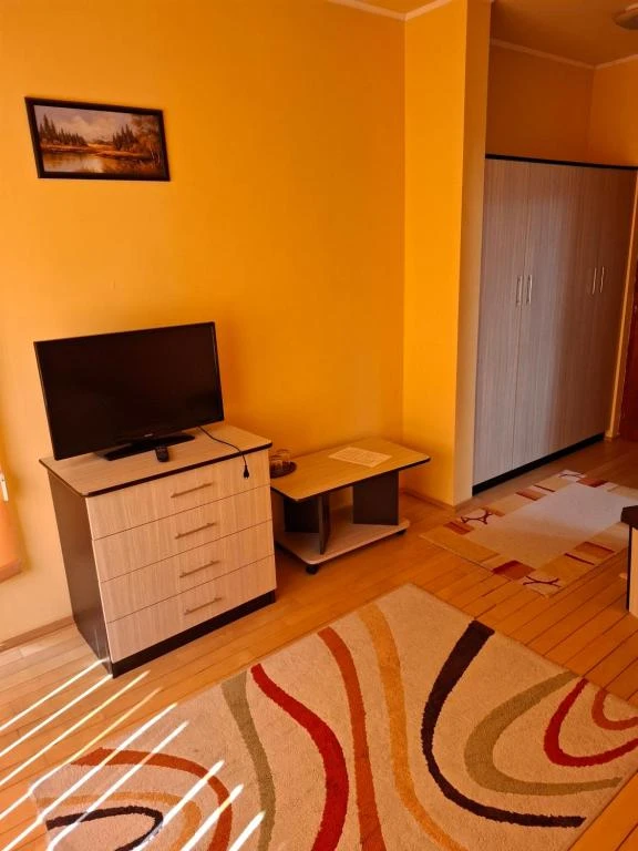 Sovata Cazare | Cabană (K1420-30) Imaginea poate fi supusă drepturilor de autor. Se recomandă contactarea titularului drepturilor. Sovata Cazare | Cabană (K1420-30) Imaginea poate fi supusă drepturilor de autor. Se recomandă contactarea titularului drepturilor.