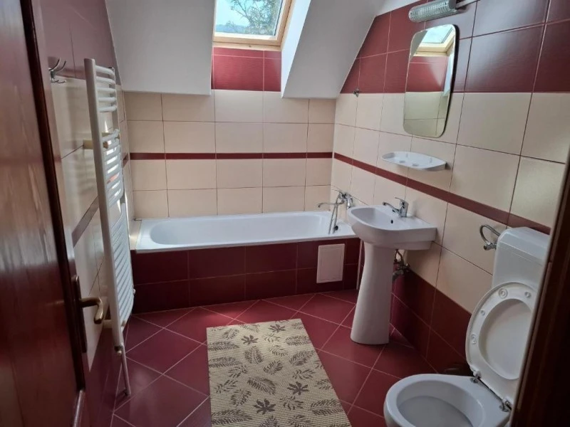 Sovata Cazare | Cabană (K1420-31) Imaginea poate fi supusă drepturilor de autor. Se recomandă contactarea titularului drepturilor. Sovata Cazare | Cabană (K1420-31) Imaginea poate fi supusă drepturilor de autor. Se recomandă contactarea titularului drepturilor.