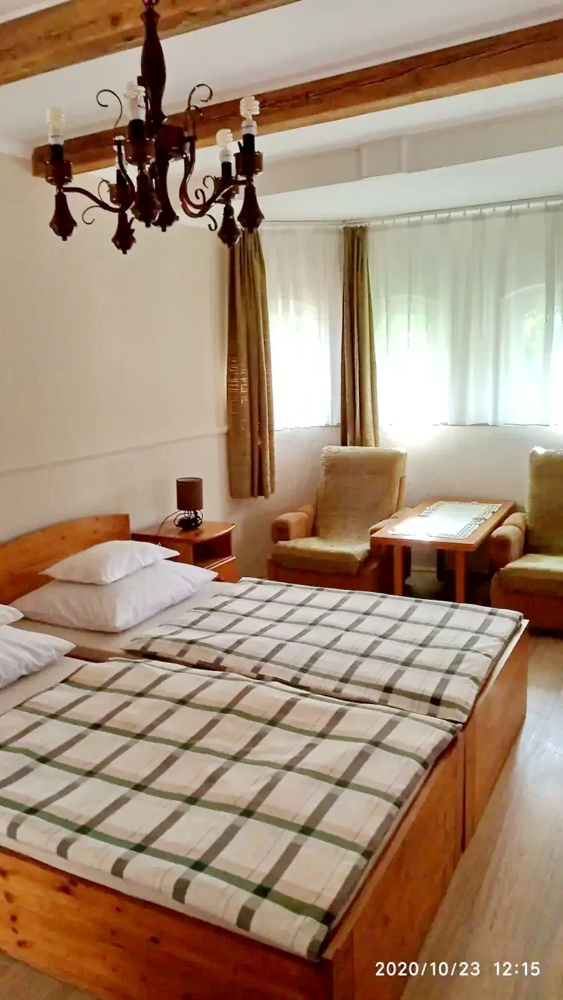 Jula Cazare | Cabană (K0013-7) Imaginea poate fi supusă drepturilor de autor. Se recomandă contactarea titularului drepturilor. Jula Cazare | Cabană (K0013-7) Imaginea poate fi supusă drepturilor de autor. Se recomandă contactarea titularului drepturilor.