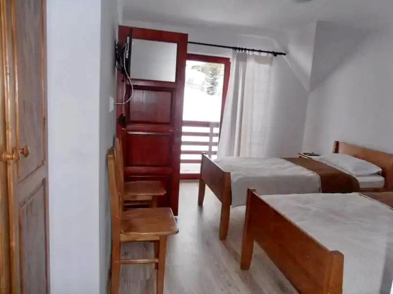 Smida Cazare | Motel (K1247-18) Imaginea poate fi supusă drepturilor de autor. Se recomandă contactarea titularului drepturilor.