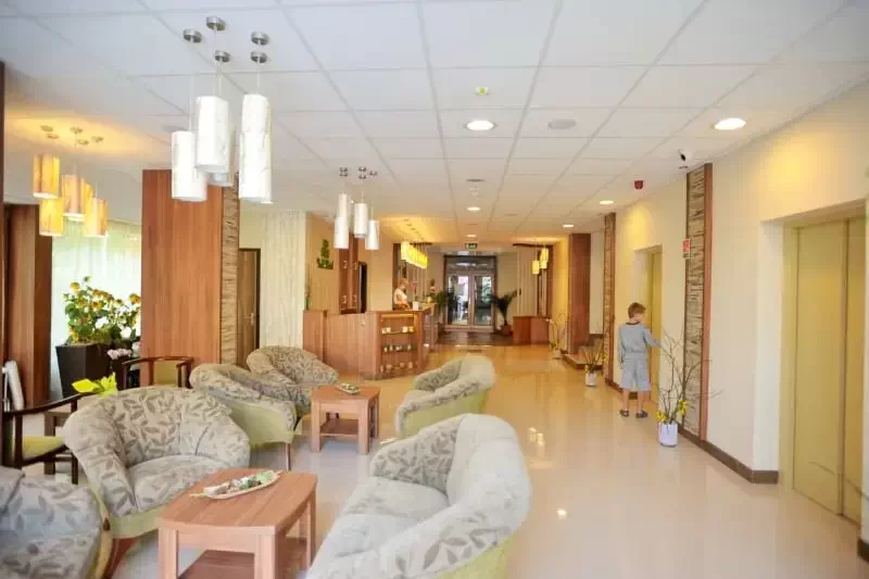 Gyula Szállás | Hotel*** (K0002-9) A kép szerzői jogvédelem alatt állhat. Javasolt a kapcsolatfelvétel a jog tulajdonossal. Gyula Szállás | Hotel*** (K0002-9) A kép szerzői jogvédelem alatt állhat. Javasolt a kapcsolatfelvétel a jog tulajdonossal.